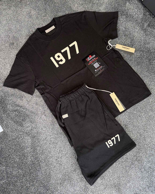 Fear Of God Essentials 1977 Iron Short Set
