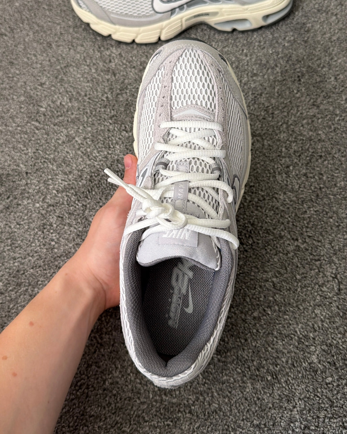 Nike Air Max Moto 2K - Grey Fog/Gunsmoke